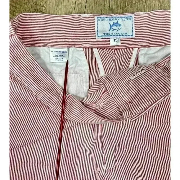 Southern Tide Shorts Mens 32 Skipjack Seersucker Red & White Striped Stretch - Picture 3 of 7